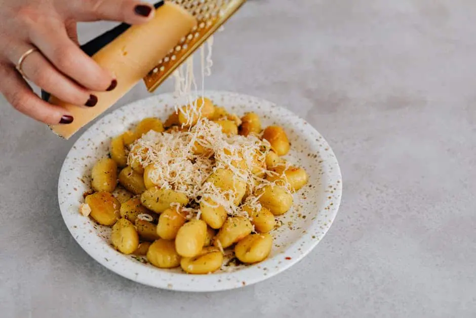 Kartoffelnester mit Speck und Käse: Knuspriges Knollenglück!